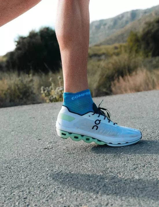 Compressport | Pro Racing Socks V4 | Run Low | Niagara   White Online