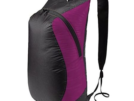 Sea To Summit Travelling Light Daypack (Berry Black) Cheap